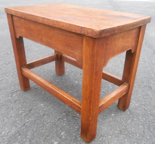 ARTS CRAFT SMALL OAK FOOTSTOOL - ADDITIONAL PHOTO 3