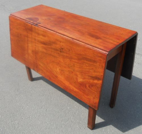 GEORGIAN MAHOGANY DROPLEAF DINING TABLE - ADDITIONAL PHOTO 2