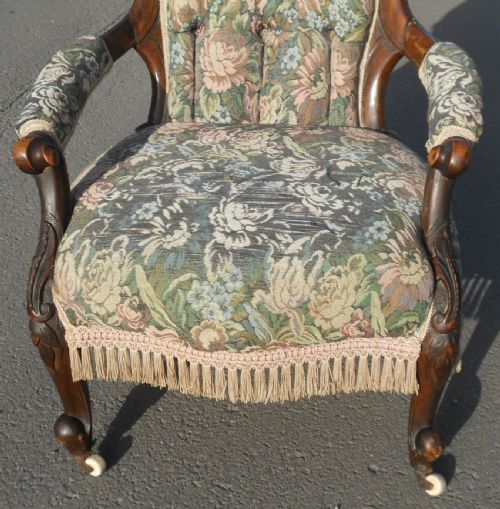 VICTORIAN MAHOGANY FRAMED UPHOLSTERED FIRESIDE ARMCHAIR - ADDITIONAL PHOTO 3