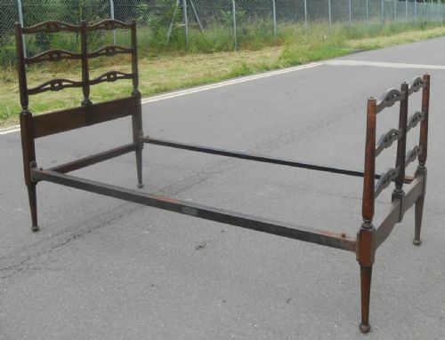 ARTS CRAFT SINGLE WOODEN FRAMED BED - ADDITIONAL PHOTO 4