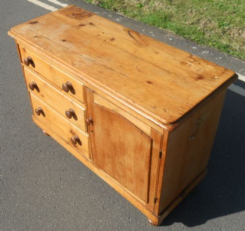 VICTORIAN PINE DRESSER BASE - ADDITIONAL PHOTO 3