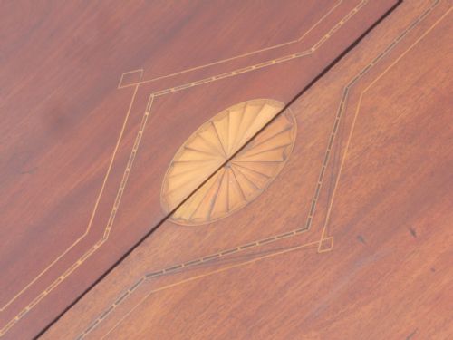 GEORGIAN MAHOGANY DEND DINING TABLE - ADDITIONAL PHOTO 4