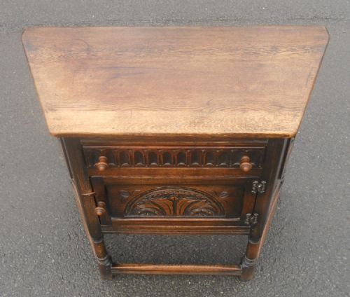 JACOBEAN STYLE OAK SIDE CUPBOARD - ADDITIONAL PHOTO 2