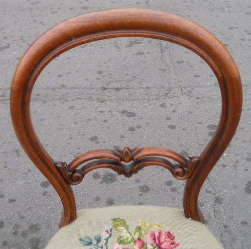 TWO VICTORIAN WALNUT DINING CHAIRS - ADDITIONAL PHOTO 3