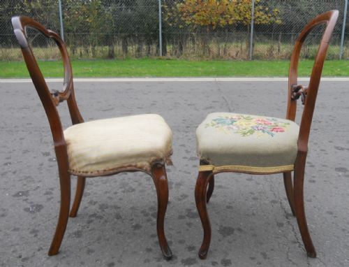 TWO VICTORIAN WALNUT DINING CHAIRS - ADDITIONAL PHOTO 8