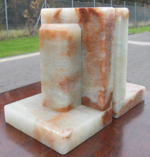 ART DECO PAIR OF ALABASTER BOOKENDS - ADDITIONAL PHOTO 1