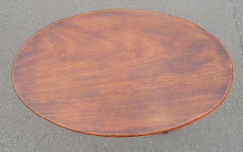VICTORIAN OVAL MAHOGANY CENTRE TABLE - ADDITIONAL PHOTO 3