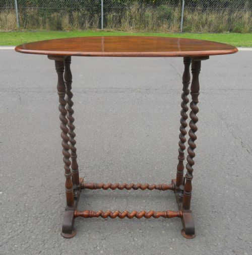 VICTORIAN OVAL MAHOGANY CENTRE TABLE - ADDITIONAL PHOTO 4