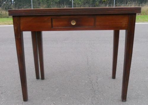 GEORGIAN MAHOGANY FOLDOVER TEA TABLE - ADDITIONAL PHOTO 2