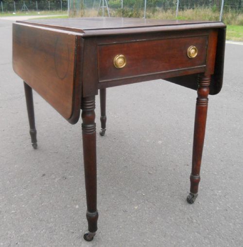 GEORGIAN MAHOGANY DROPLEAF PEMBROKE TABLE - ADDITIONAL PHOTO 3
