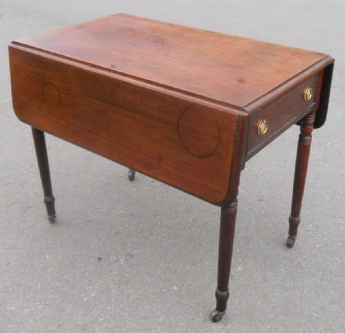 GEORGIAN MAHOGANY DROPLEAF PEMBROKE TABLE - ADDITIONAL PHOTO 4