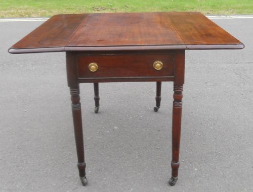 GEORGIAN MAHOGANY DROPLEAF PEMBROKE TABLE - ADDITIONAL PHOTO 5