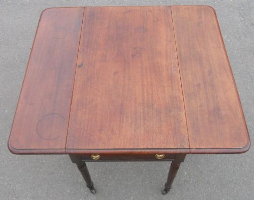 GEORGIAN MAHOGANY DROPLEAF PEMBROKE TABLE - ADDITIONAL PHOTO 6