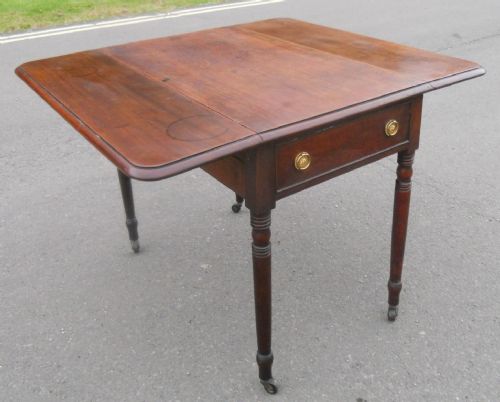 GEORGIAN MAHOGANY DROPLEAF PEMBROKE TABLE - ADDITIONAL PHOTO 7