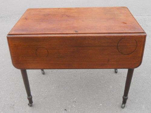 GEORGIAN MAHOGANY DROPLEAF PEMBROKE TABLE - ADDITIONAL PHOTO 11