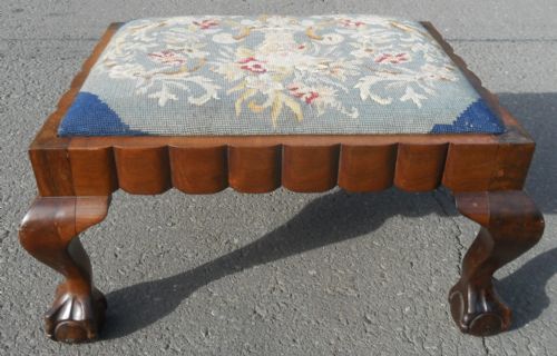 SMALL MAHOGANY FRAMED FOOTSTOOL - ADDITIONAL PHOTO 3