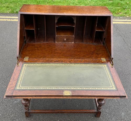 EDWARDIAN OAK WRITING BUREAU - ADDITIONAL PHOTO 5