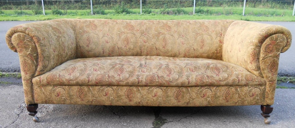 Victorian Three Seater Chesterfield Settee