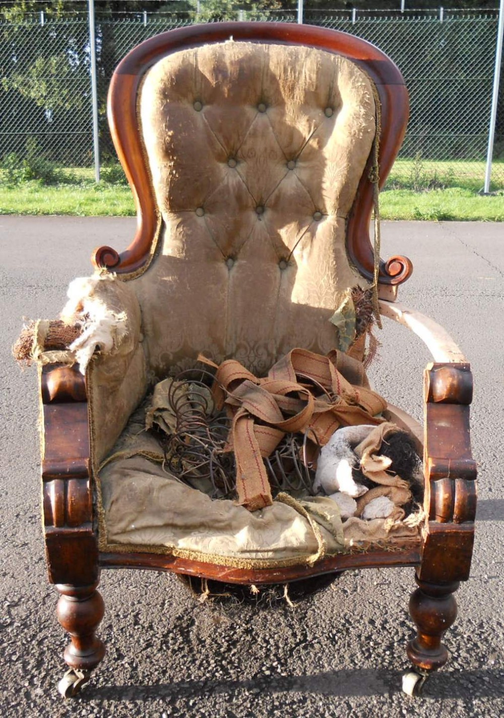 Victorian Mahogany Spoonback Armchair for Re-upholstery