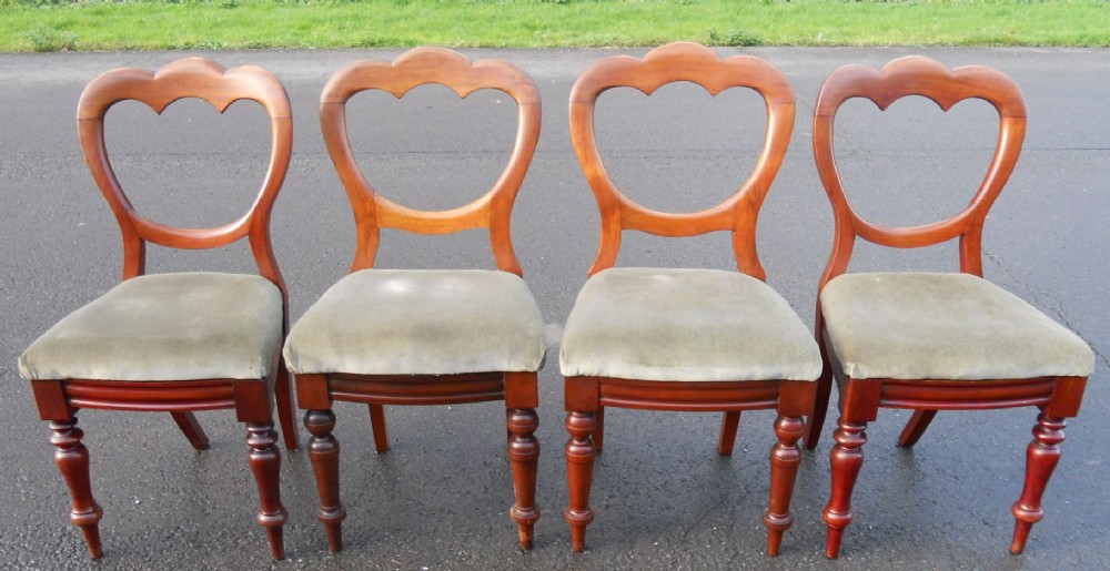 Four Victorian Mahogany Dining Chairs 
