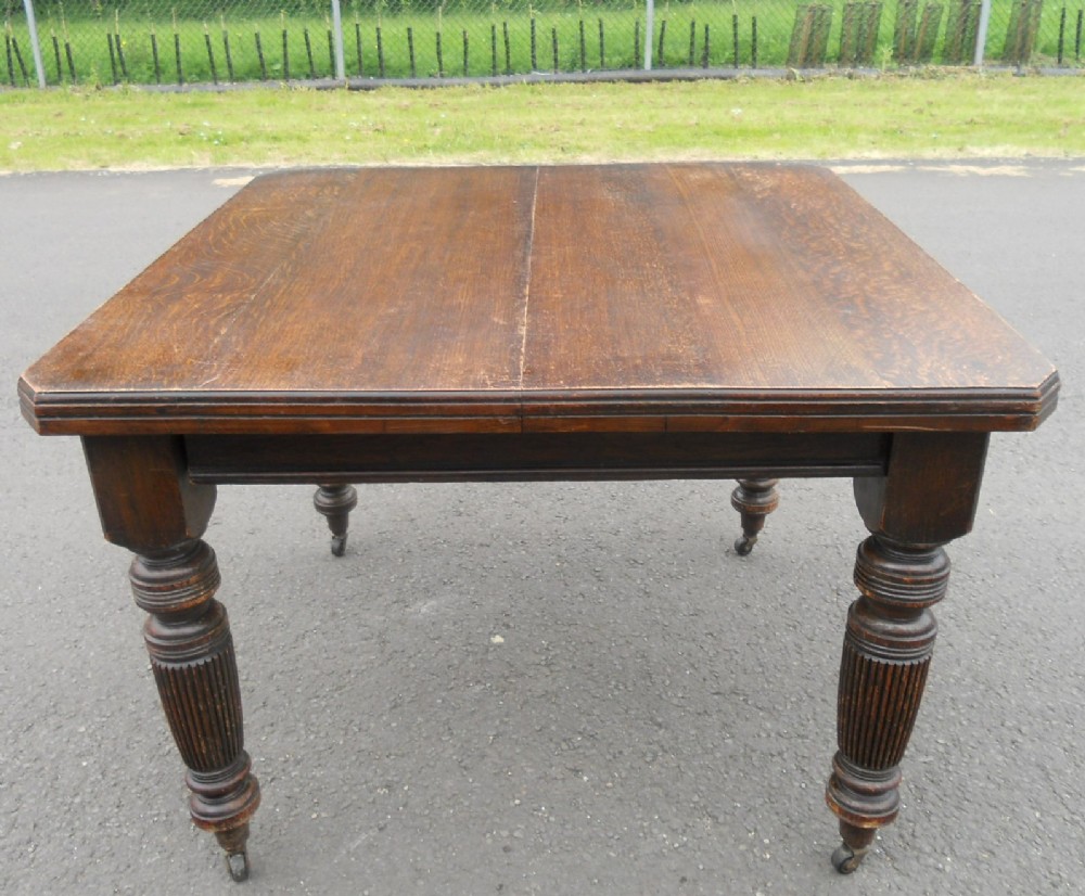 Edwardian Oak Extending Dining Table 