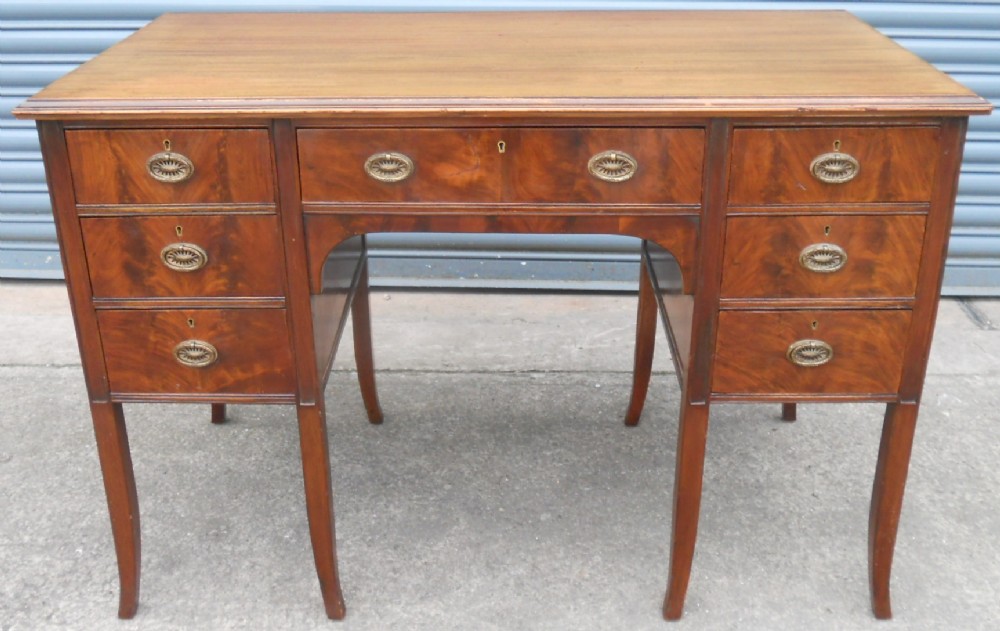 Edwardian Mahogany Kneehole Writing Desk 