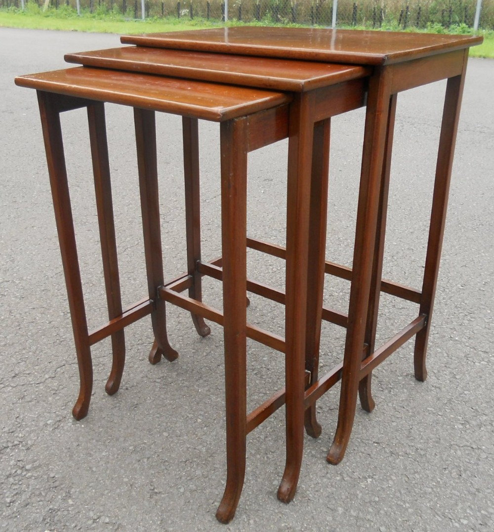 Edwardian Mahogany Nest of Tables 