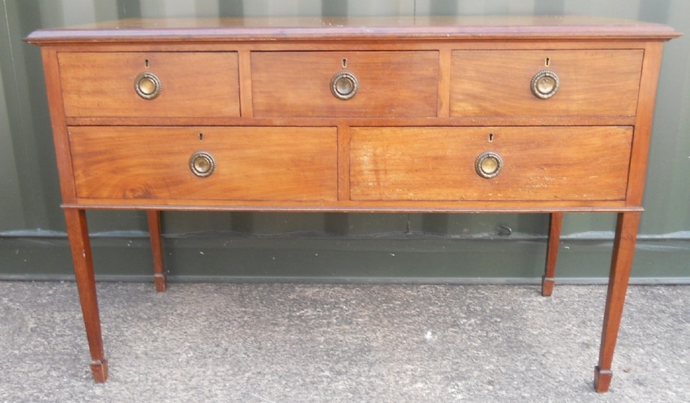 Edwardian Mahogany Chest of Drawers 