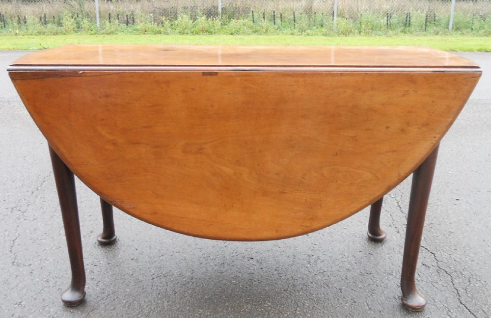 Georgian Mahogany Oval Dropleaf Dining Table 