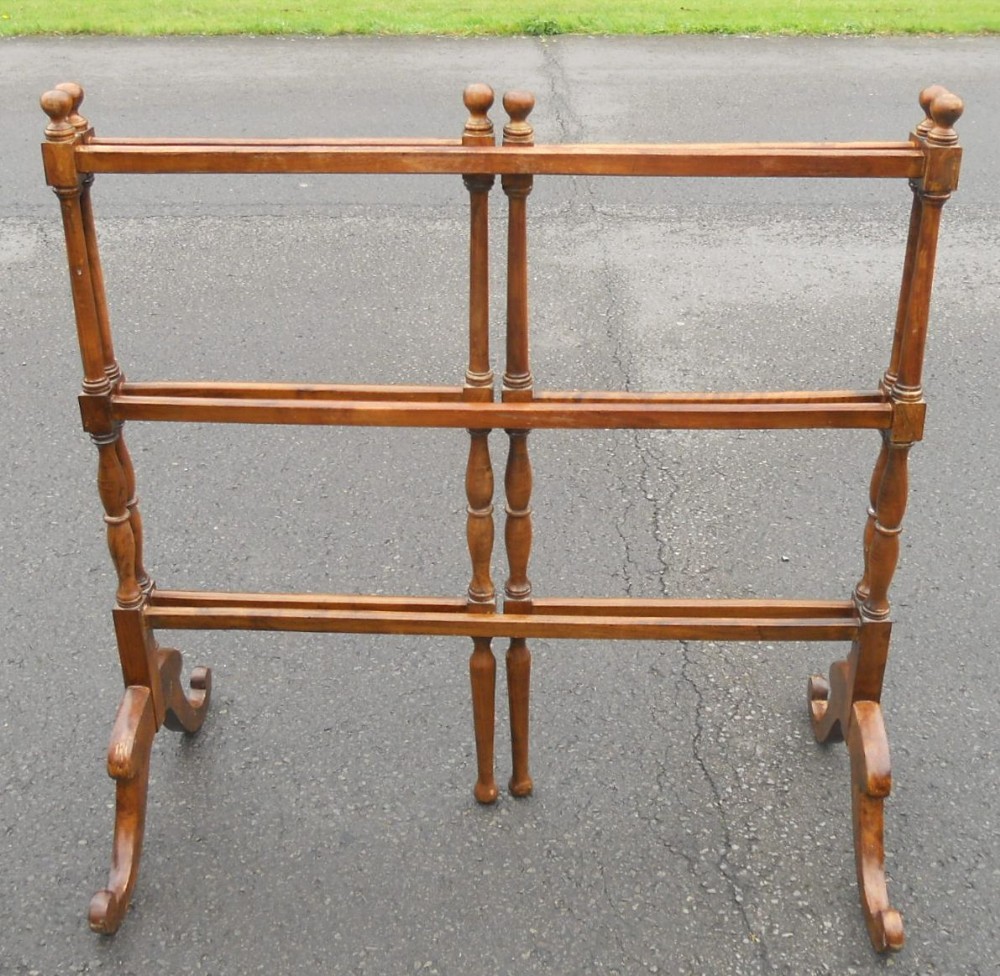 Victorian Extending Towel Rail Stand