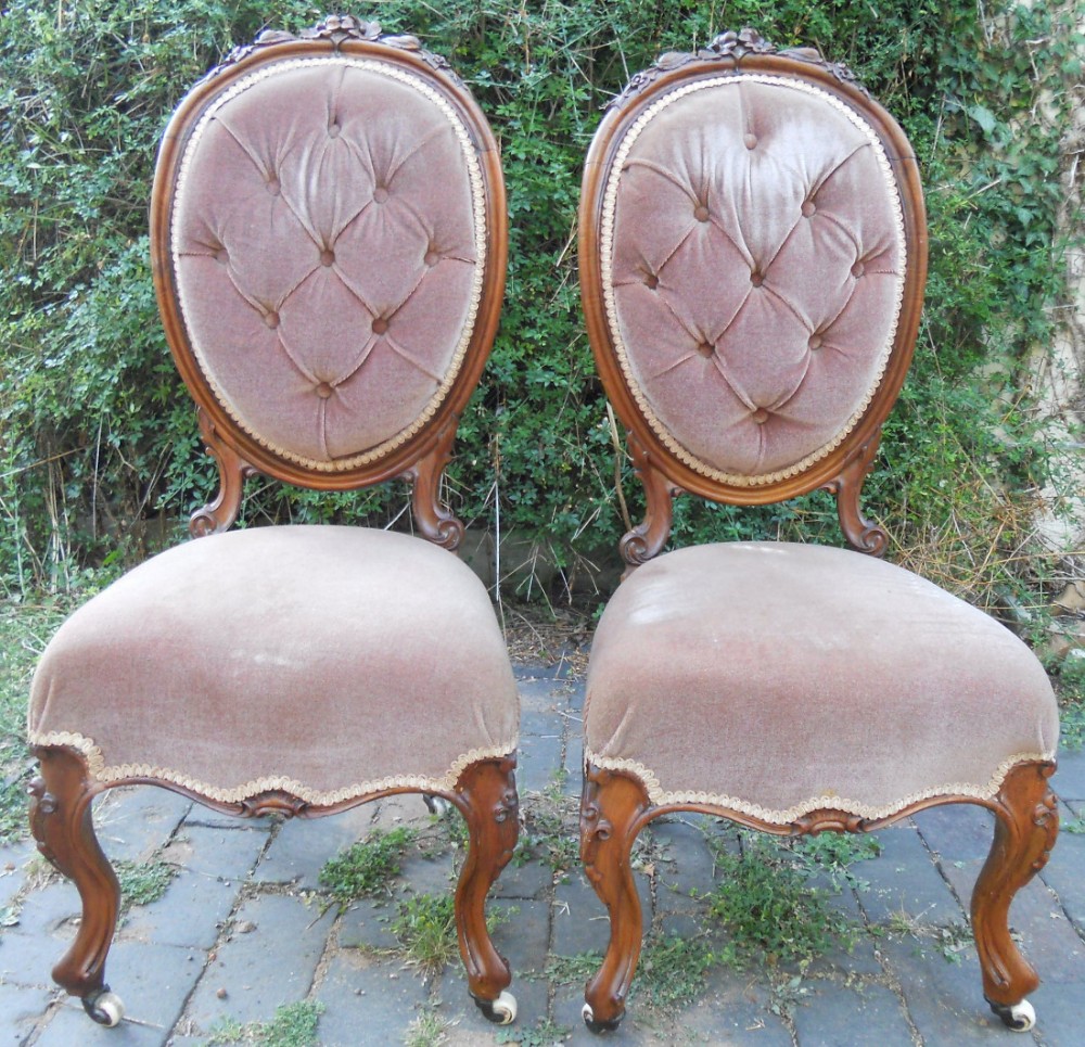 Pair Victorian Oval Walnut Salon Chairs 