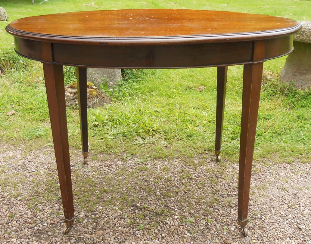 Edwardian Oval Mahogany Centre Table 