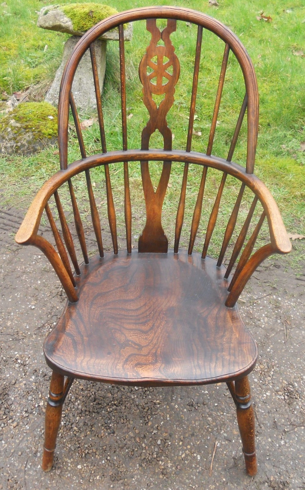 Small Elm Windsor Wheelback Armchair