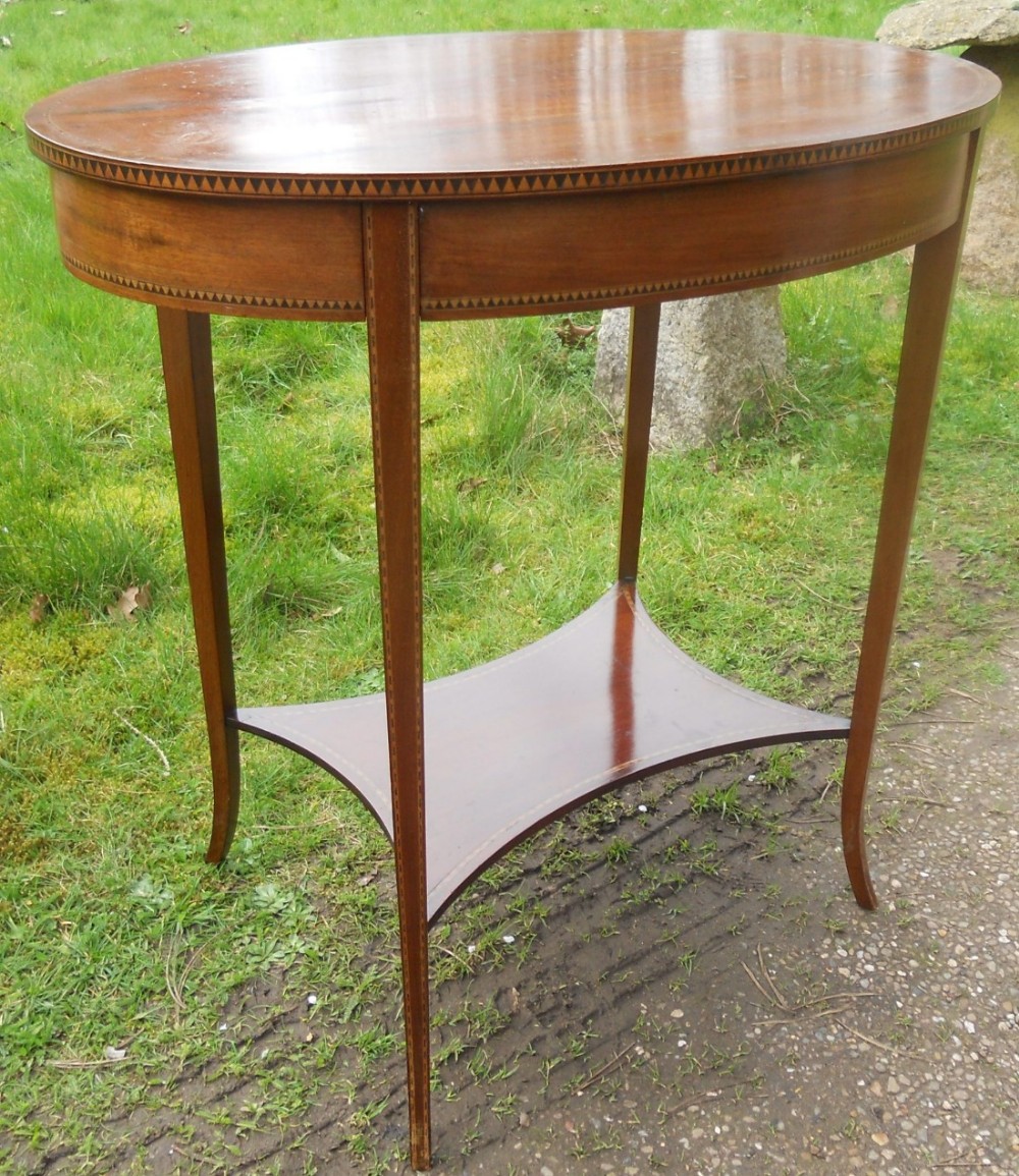 Edwardian Inlaid Mahogany Oval Centre Table 