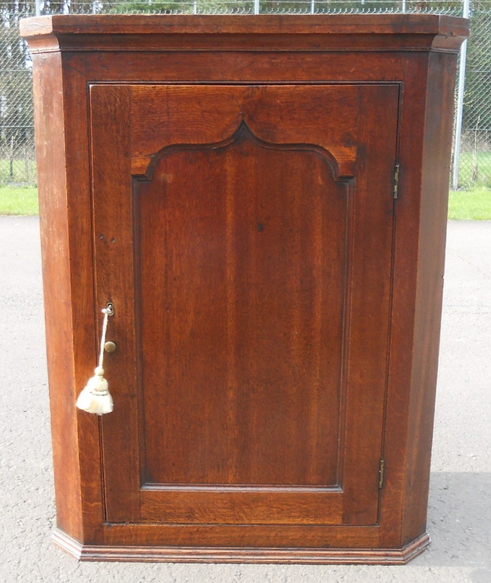 Georgian Oak Corner Cupboard 