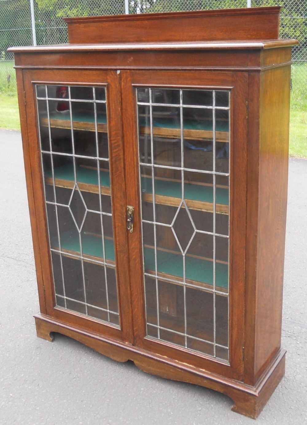 Oak Leaded Glazed Bookcase 