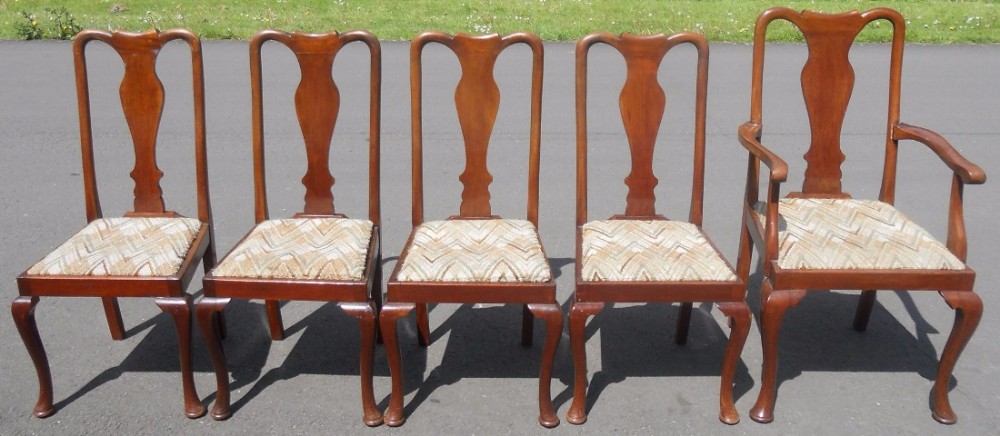 Set of Five Queen Anne Style Mahogany Dining Chairs 