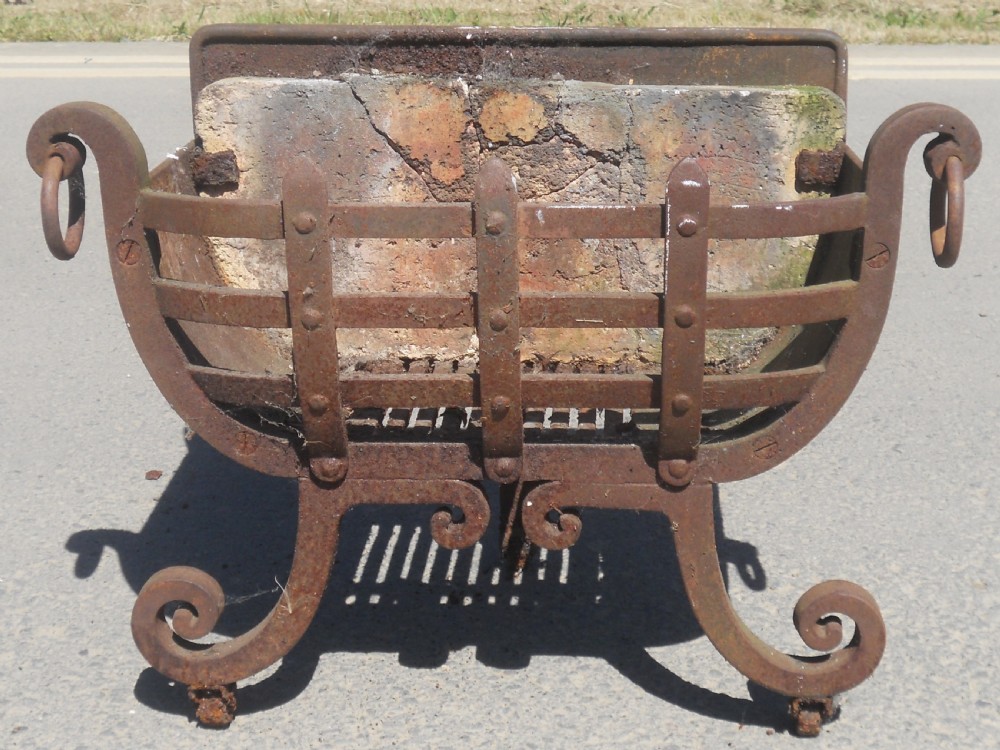 Arts & Craft Iron Dog Grate