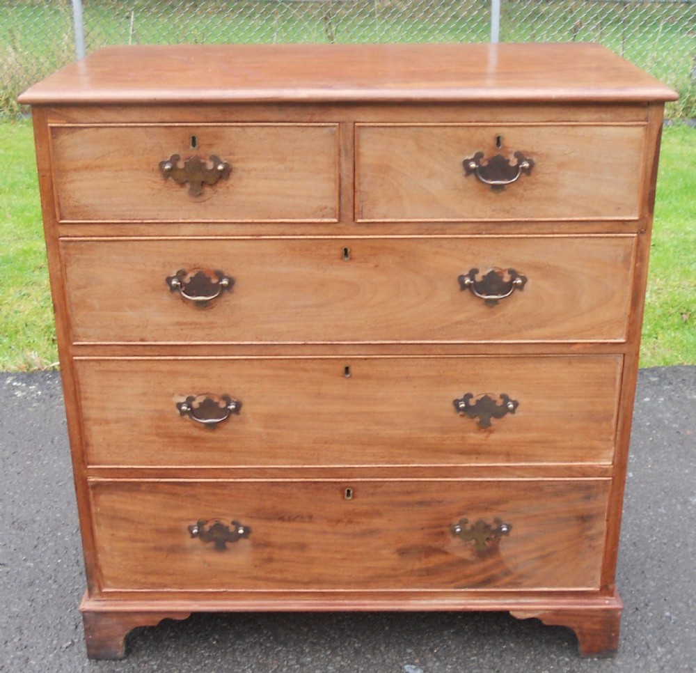 Georgian Faded Mahogany Chest of Drawers 