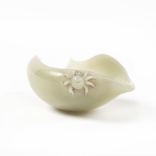 VERY FINE ANTIQUE CHINESE JADE CARVED BRUSH WASHER