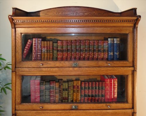 ANTIQUE FOUR SECTION STACKING BOOKCASE BY HARRIS LEBUS C1905 - ADDITIONAL PHOTO 2