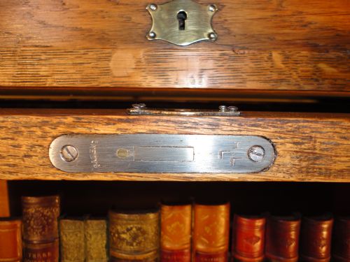 ANTIQUE FOUR SECTION STACKING BOOKCASE BY HARRIS LEBUS C1905 - ADDITIONAL PHOTO 5