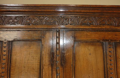 LATE VICTORIAN JACOBEAN STYLE OAK WARDROBE - ADDITIONAL PHOTO 4