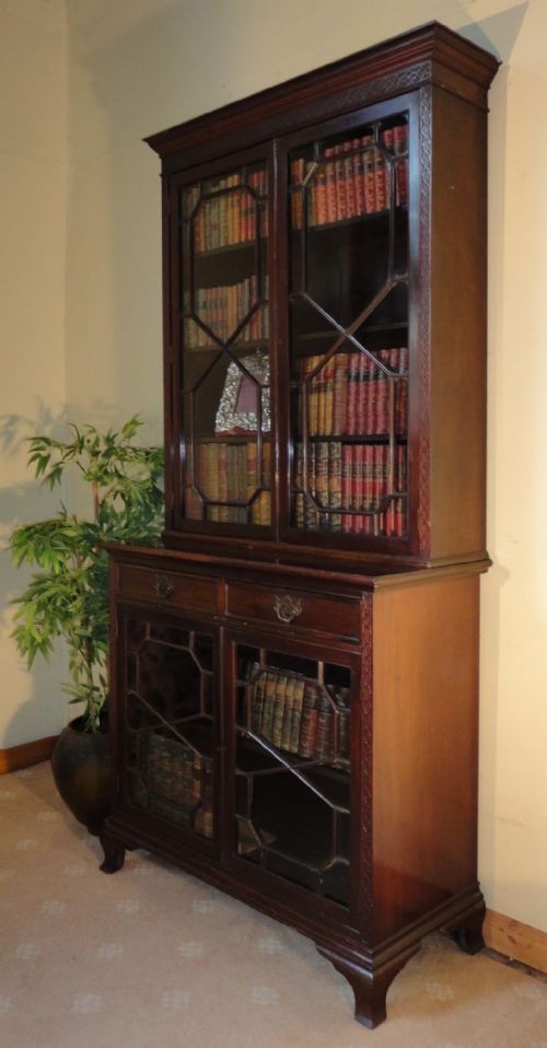 EDWARDIAN CHIPPENDALE STYLE BOOKCASE - ADDITIONAL PHOTO 1