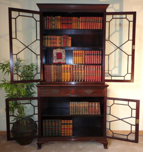 EDWARDIAN CHIPPENDALE STYLE BOOKCASE - ADDITIONAL PHOTO 5