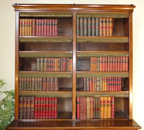 VICTORIAN GOTHIC OAK LIBRARY BOOKCASE - ADDITIONAL PHOTO 2