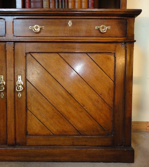 VICTORIAN GOTHIC OAK LIBRARY BOOKCASE - ADDITIONAL PHOTO 4