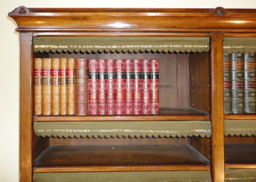 VICTORIAN GOTHIC OAK LIBRARY BOOKCASE - ADDITIONAL PHOTO 5