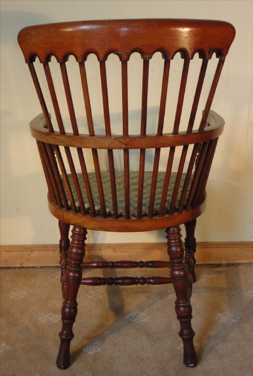 SHOOLBRED WALNUT WINDSOR CHAIR - ADDITIONAL PHOTO 5
