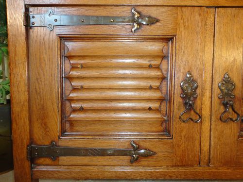 ARTS CRAFTS GOLDEN OAK SIDEBOARD - ADDITIONAL PHOTO 6